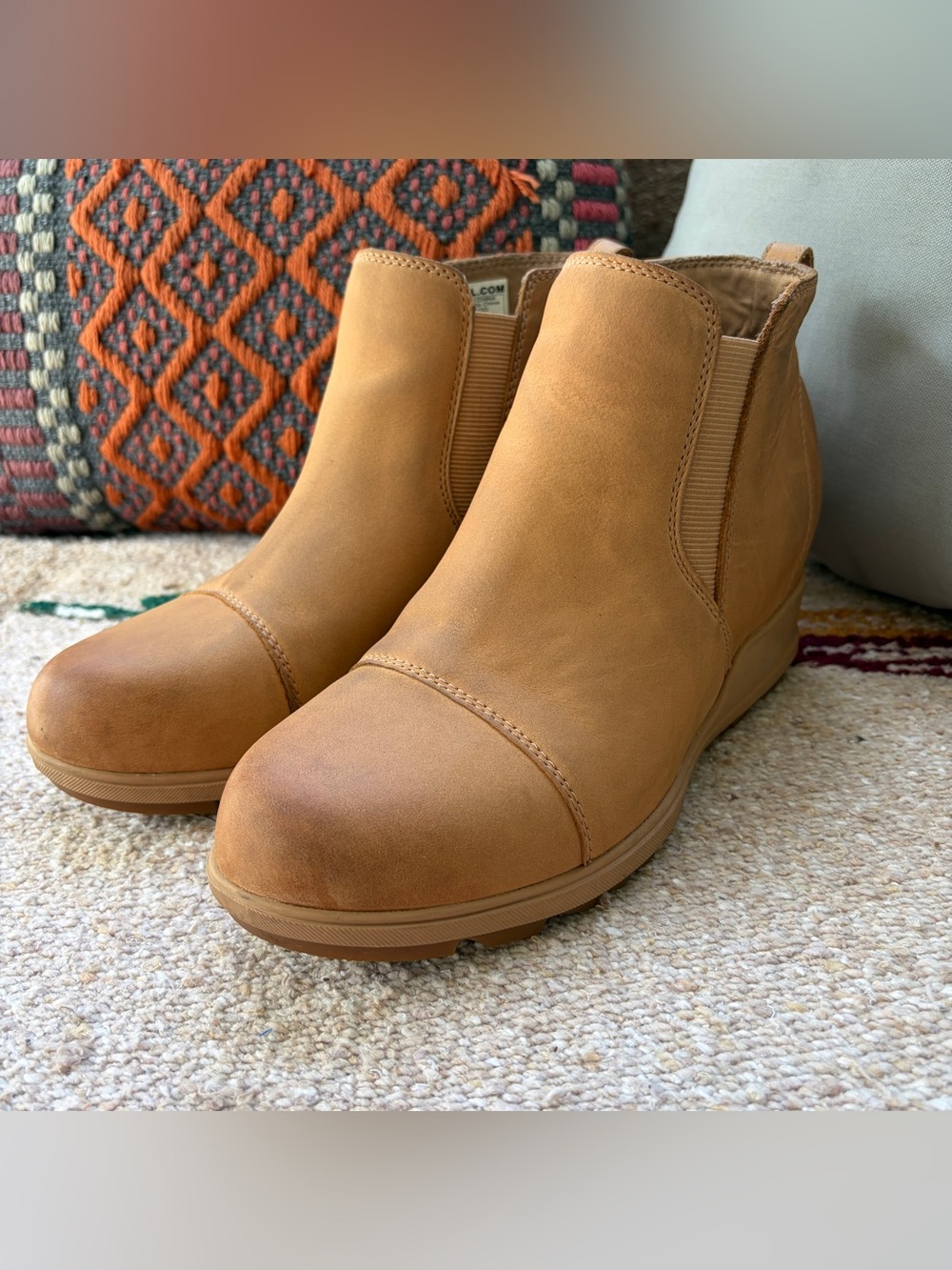 Sorel Evie Pull On Boots, size 8.5